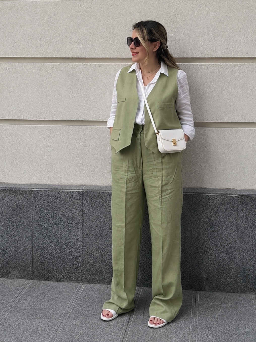 ست زنانه تابستونی  وست و شلوار لینن